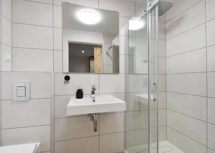 Byc Morze 3* 波别罗沃